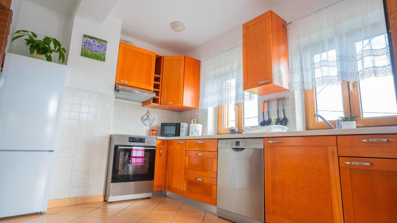 Apartma Tri Oljke Dobrovo Extérieur photo